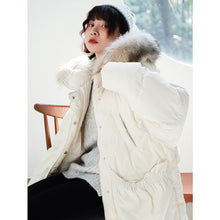 Load image into Gallery viewer, [Clearance Seconds Kill 266 Yuan, No Refund, No Exchange] Fox Wool Collar Loose White Duck Down Jacket Female 3029