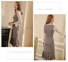 Load image into Gallery viewer, 2018 new brand women's wear round collar pleated skirt with warm temperament and light maturity dress 69377