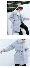 Load image into Gallery viewer, [Clearing the storehouse and killing 256 yuan per second without refund or replacement] Female Big Fox Down Garment with Fur Collar and Cap Jacket 3030
