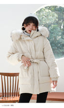 Load image into Gallery viewer, [Clearing the storehouse and killing 256 yuan per second without refund or replacement] Female Big Fox Down Garment with Fur Collar and Cap Jacket 3030