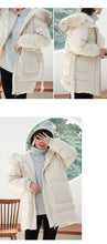 Load image into Gallery viewer, [Clearing the storehouse and killing 256 yuan per second without refund or replacement] Female Big Fox Down Garment with Fur Collar and Cap Jacket 3030