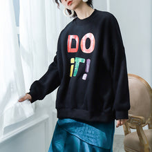 Load image into Gallery viewer, [Clearing the warehouse, killing 68 yuan per second, no refund, no change], flannel letters, sweater, warmth jacket 8880-2