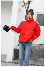 Load image into Gallery viewer, [Clearing the warehouse and killing 69 yuan per second without refund or exchange] Women's warm short cotton jacket 2276 with lamb wool and cotton clothes spliced together