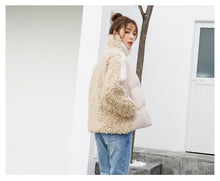Load image into Gallery viewer, [Clearing the warehouse and killing 69 yuan per second without refund or exchange] Women's warm short cotton jacket 2276 with lamb wool and cotton clothes spliced together