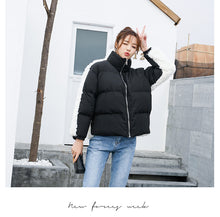 Load image into Gallery viewer, [Clearing the warehouse and killing 69 yuan per second without refund or exchange] Women's warm short cotton jacket 2276 with lamb wool and cotton clothes spliced together