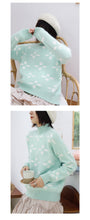 Load image into Gallery viewer, Autumn and winter Korean crew neck macaroon small fresh ins snowflake sweater female pullover long sleeve loose knit 5172
