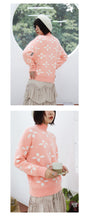 Load image into Gallery viewer, Autumn and winter Korean crew neck macaroon small fresh ins snowflake sweater female pullover long sleeve loose knit 5172