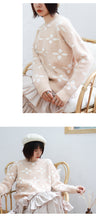 Load image into Gallery viewer, Autumn and winter Korean crew neck macaroon small fresh ins snowflake sweater female pullover long sleeve loose knit 5172