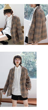 Load image into Gallery viewer, Plaid coat coat women 2018 fall/winter Korean version of short retro Joker lapel tweed coat suit 3063