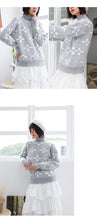 Load image into Gallery viewer, Autumn and winter Korean crew neck macaroon small fresh ins snowflake sweater female pullover long sleeve loose knit 5172