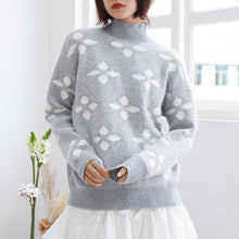 Load image into Gallery viewer, Autumn and winter Korean crew neck macaroon small fresh ins snowflake sweater female pullover long sleeve loose knit 5172