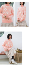 Load image into Gallery viewer, Autumn and winter Korean crew neck macaroon small fresh ins snowflake sweater female pullover long sleeve loose knit 5172