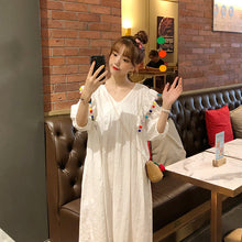 Load image into Gallery viewer, 2019 Korean version of the new summer women's sweet loose color fur ball doll dress a generation of hair