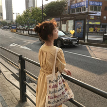 Load image into Gallery viewer, New women's dress of 2019 V-neck, short sleeve, plaid, retro foam sleeve, loose waist tie dress