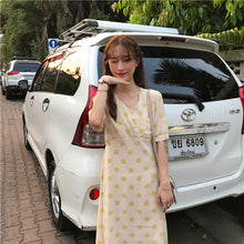 Load image into Gallery viewer, 2019 new retro wave printing high waist lace chiffon dress temperament V neck short sleeve slim dress