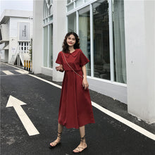 Load image into Gallery viewer, 2019 Korean version of the new women's retro student loose doll shirt long A dress 2015
