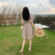 Load image into Gallery viewer, 2019 Korean version of small fresh Hong Kong green retro waist V-neck plaid dress 9920
