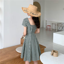 Load image into Gallery viewer, 2019 Korean version of small fresh Hong Kong green retro waist V-neck plaid dress 9920