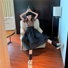 Load image into Gallery viewer, 2009 New Korean Version Loose Design Sense Slip Skirt Half-length Skirt + 100 Sets of Simple Card T-shirt 9923