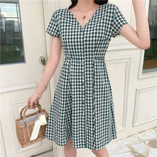 Load image into Gallery viewer, 2019 Korean version of small fresh Hong Kong green retro waist V-neck plaid dress 9920