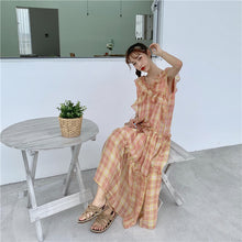 Load image into Gallery viewer, Summer 2019 New Ladies'Lotus Leaf Edge V-collar Sleeveless Chequered Dress 8893