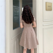 Load image into Gallery viewer, 2019 Korean version of small fresh Hong Kong green retro waist V-neck plaid dress 9920