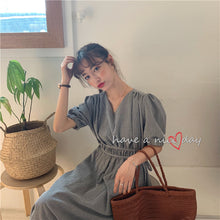 Load image into Gallery viewer, New women's dress of 2019 V-neck, short sleeve, plaid, retro foam sleeve, loose waist tie dress