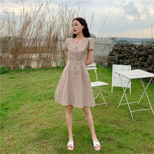 Load image into Gallery viewer, 2019 Korean version of small fresh Hong Kong green retro waist V-neck plaid dress 9920
