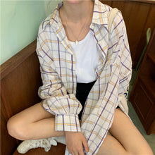 Load image into Gallery viewer, 2019 new women's solid color vest+elastic waist drawstring wide leg shorts+sunscreen plaid shirt
