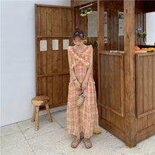 Load image into Gallery viewer, Summer 2019 New Ladies'Lotus Leaf Edge V-collar Sleeveless Chequered Dress 8893