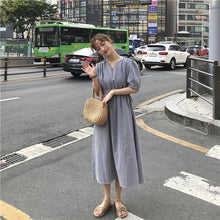 Load image into Gallery viewer, New women's dress of 2019 V-neck, short sleeve, plaid, retro foam sleeve, loose waist tie dress