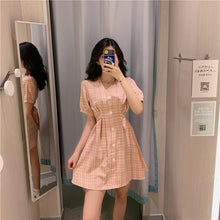 Load image into Gallery viewer, Summer 2019 New Retro Harbour Wind Bubble Sleeve A-shaped Skirt, Slim Closed Short Sleeve Chequered Dress 813