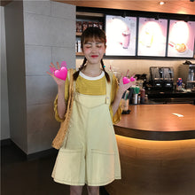 Load image into Gallery viewer, 2019 new ladies striped T-shirt+black strap wide leg shorts two-piece 8850