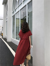 Load image into Gallery viewer, 2019 Korean version of the new women's retro student loose doll shirt long A dress 2015