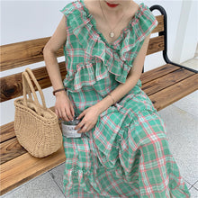 Load image into Gallery viewer, Summer 2019 New Ladies'Lotus Leaf Edge V-collar Sleeveless Chequered Dress 8893