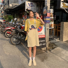 Load image into Gallery viewer, 2019 new women's boudoir straight strap jeans pants Joker student skirt