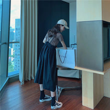 Load image into Gallery viewer, 2009 New Korean Version Loose Design Sense Slip Skirt Half-length Skirt + 100 Sets of Simple Card T-shirt 9923