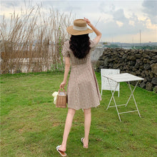 Load image into Gallery viewer, 2019 Korean version of small fresh Hong Kong green retro waist V-neck plaid dress 9920