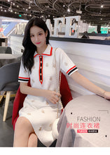 Load image into Gallery viewer, Summer 2019 new women's doll collar bee embroidered knit dress a generation of 8047