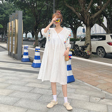 Load image into Gallery viewer, 2019 Korean version of the new summer women's sweet loose color fur ball doll dress a generation of hair