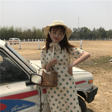 Load image into Gallery viewer, 2019 new retro wave printing high waist lace chiffon dress temperament V neck short sleeve slim dress